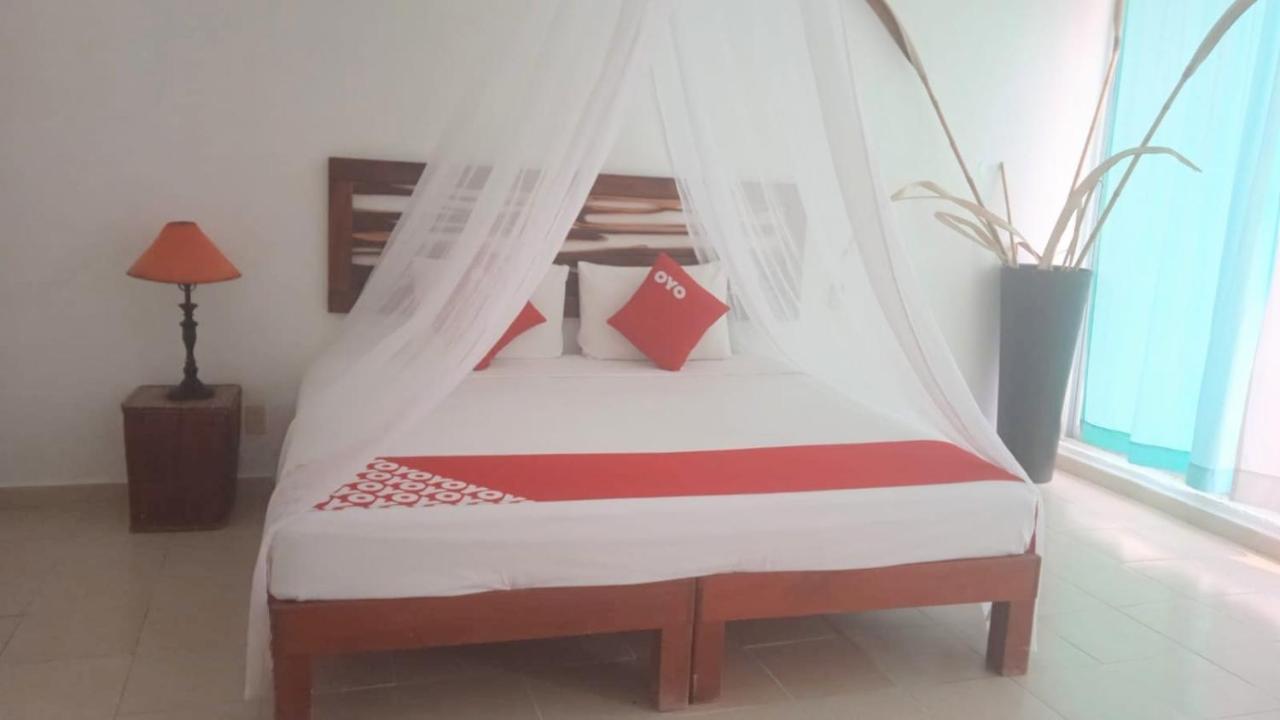 Hotel Paraiso Casa Blanca 피에 데 라 쿠에스타 외부 사진