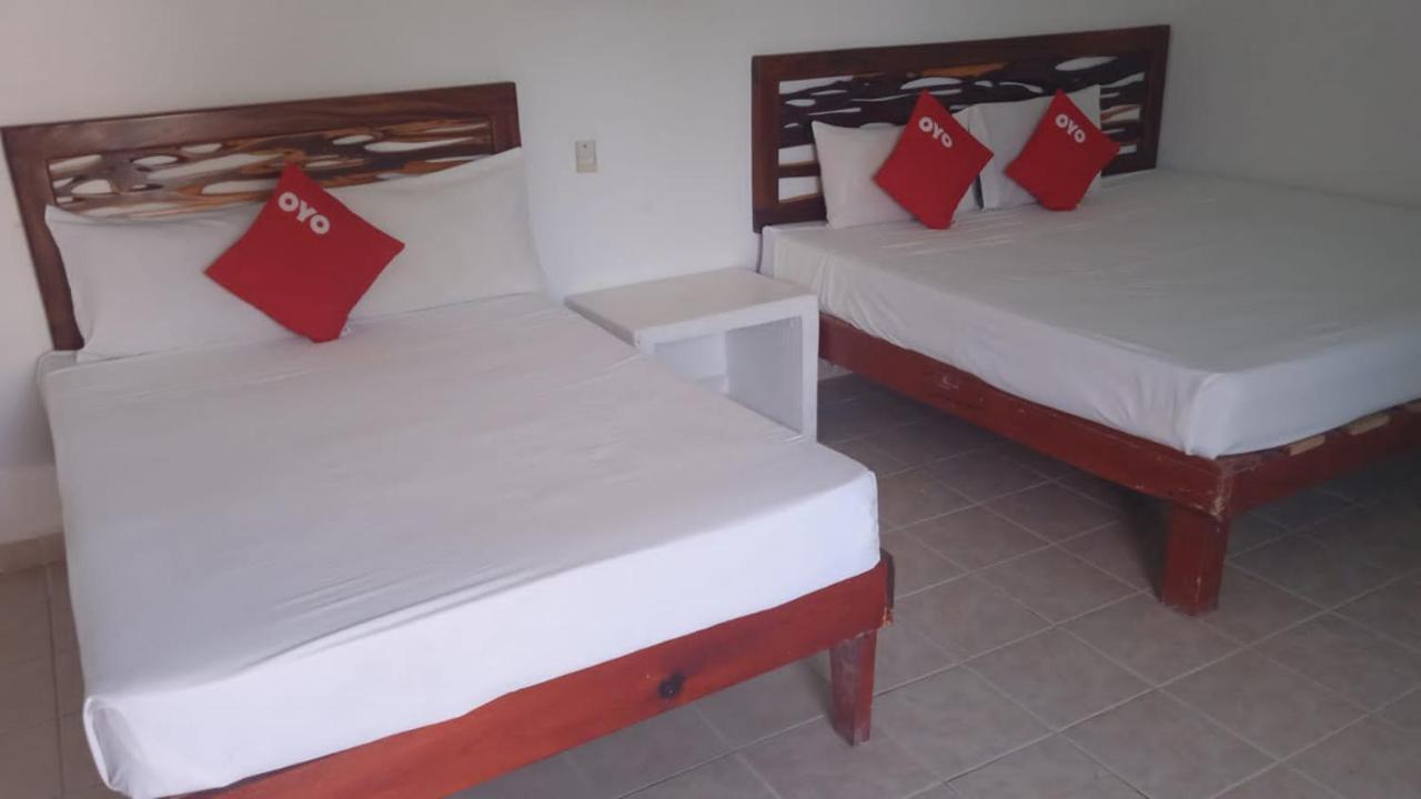 Hotel Paraiso Casa Blanca 피에 데 라 쿠에스타 외부 사진